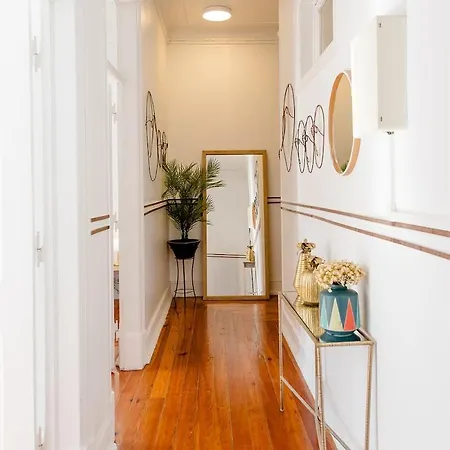 Moniz Cozy - 2br Historical Διαμέρισμα *