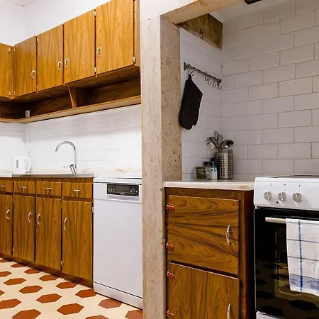 Διαμέρισμα Moniz Cozy - 2br Historical